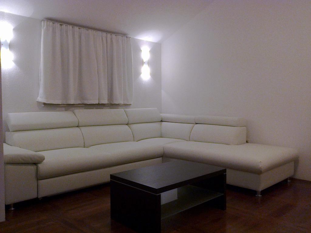 Apartments Milka 特罗吉尔 客房 照片